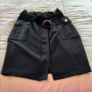 H&M Black Pencil Skirt Elegant Structured Design